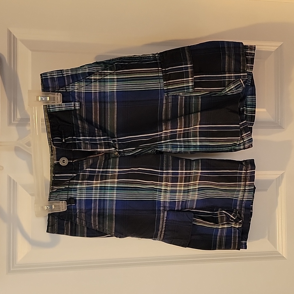 Levi's boys plaid cargo shorts size 8